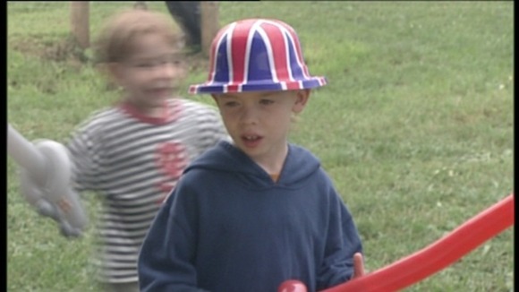 child in union jack bowler
