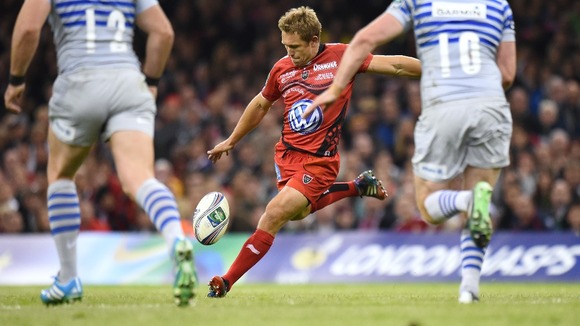Wilkinson scores a drop goal in his final appearance.
