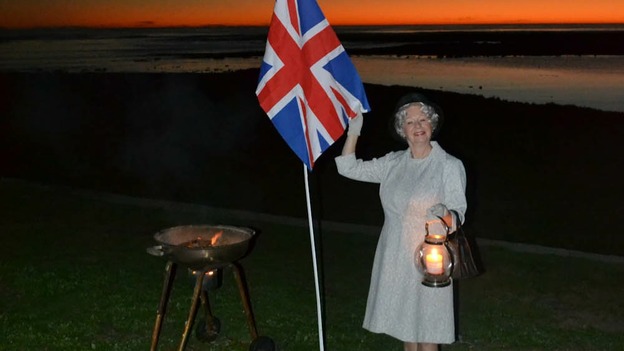 Lynn Moss dressed as Queen Elizabeth ll in Cape Town