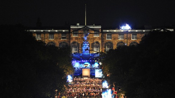 80s ska band Madness performed on Buckingham Palace's roof.