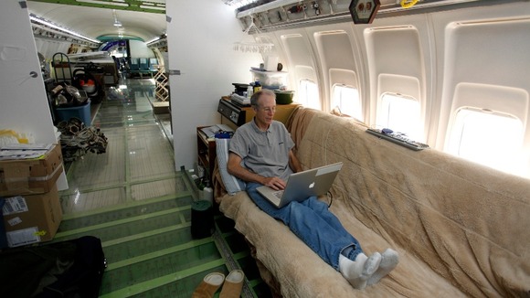 Mr Campbell bought the plane after hearing about a Mississippi barber who had done the same