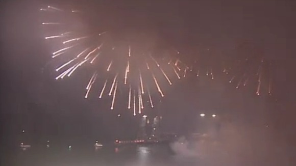 Fireworks & three Queens