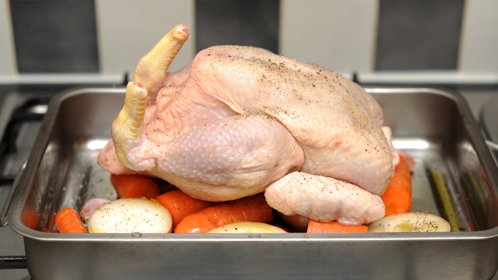 Washing raw chicken 'can spread dangerous bacteria' ITV News