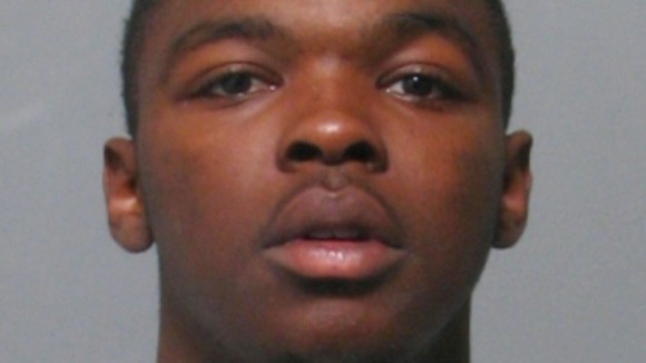 Mug shot of Nathaniel Mullings, 19.