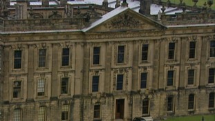 Plans to turn three cottages into hotel rooms on the Chatsworth Estate