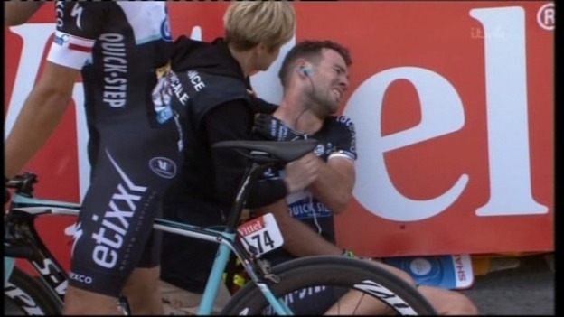 Mark Cavendish after fall