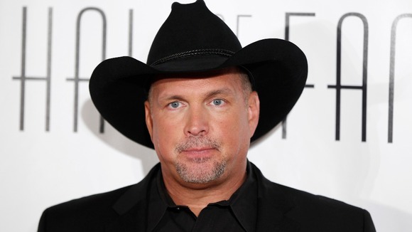 Country star Garth Brooks has rejected a compromise over scuppered plans for his five night comeback extravaganza in Ireland.