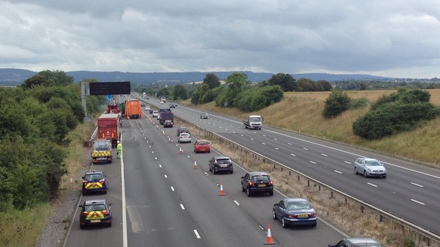 Lane re-opens on M5