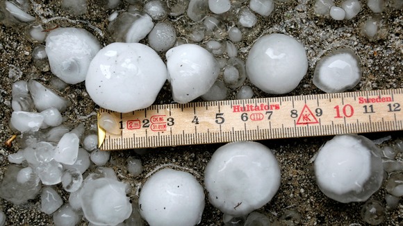 Hailstones the size of a grapefruit and weighing as much as a kilogram have been recorded.