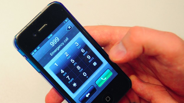 Smartphone dialling 999