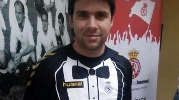 A Cultural Leonesa player models the eye-catching new strip.