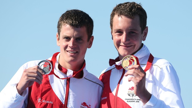 Englands Alistair Brownlee (right) with his brother Jonathan.