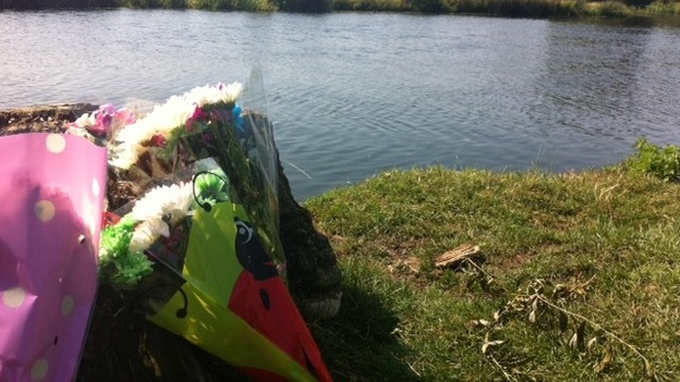 Tributes at scene