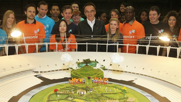 Artistic Director Danny Boyle with London 2012 volunteers.