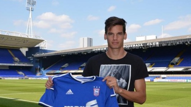 Bálint Bajner has joined Ipswich Town.