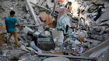 Fresh strikes as search for Israeli soldier continues
