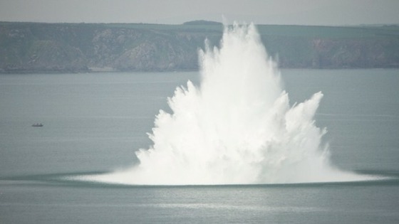plume of spray
