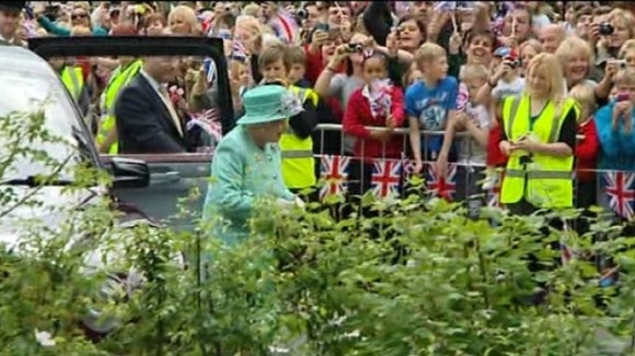Thousands welcomed the Queen to Corby this afternoon