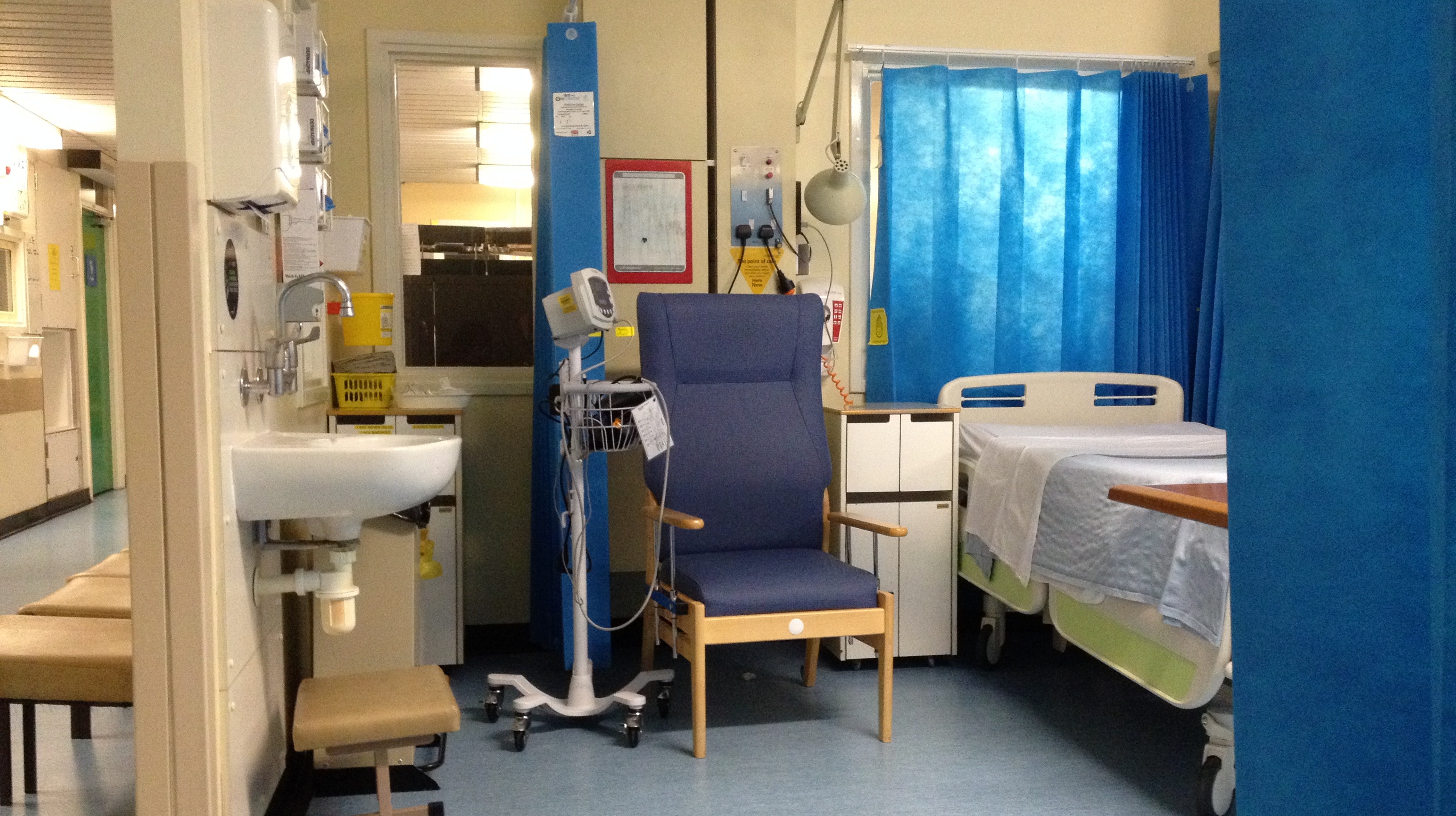 Royal Cornwall Hospital's radical bedblocking solution West Country ITV News