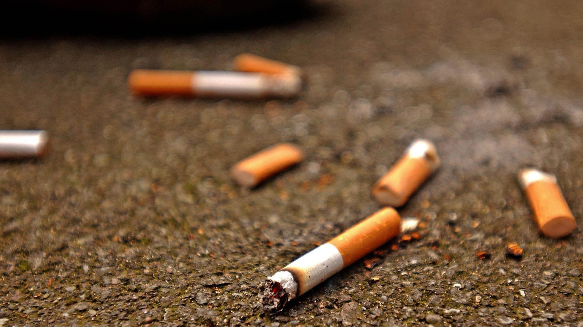 New campaign cracks down on smoking related litter London ITV News