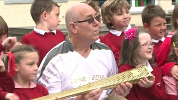 Richard Dean and pupils