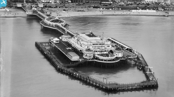 Brighton's West Pier 1927