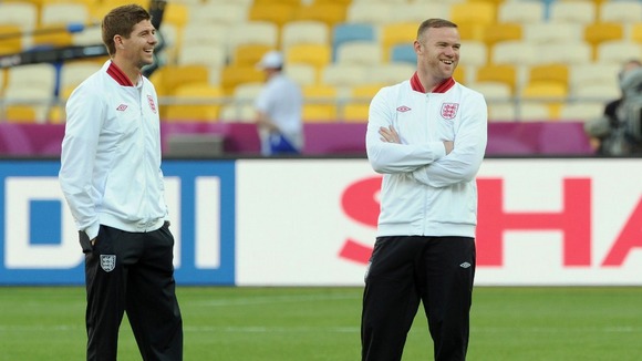 Steven Gerrard and Wayne Rooney