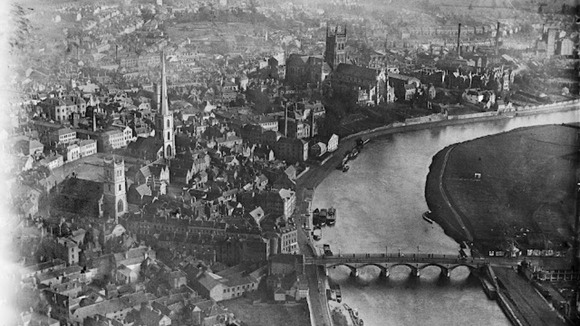 Worcester Bridge and Christ & St Mary's Cathedral, Worcester. March 1921.