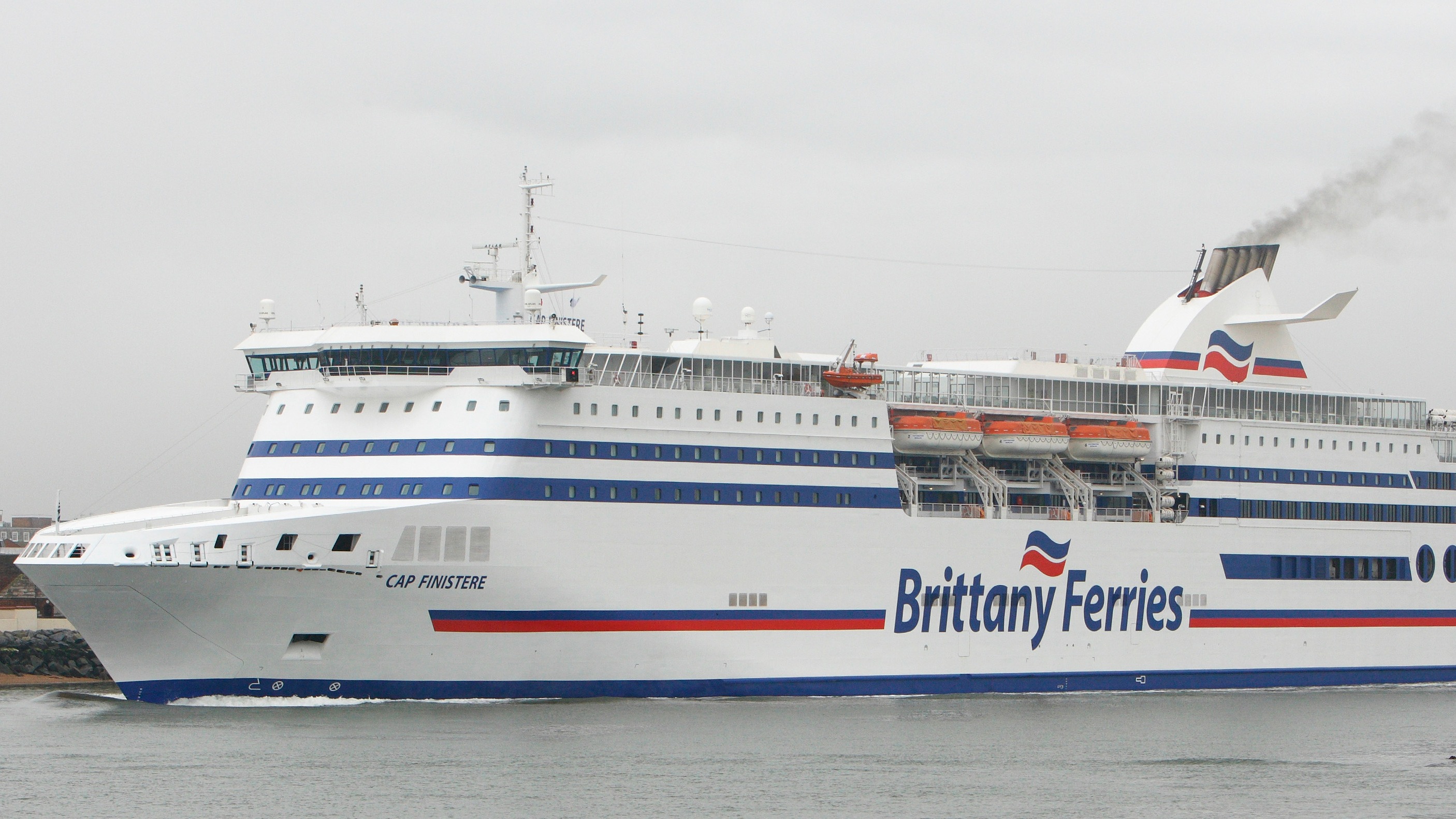 Firefighters train on board Brittany Ferries vessel | Meridian - ITV News