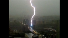 Lightning strikes the Tyne Bridge
