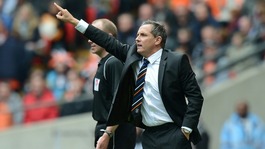 Luton Town's manager Paul Buckle