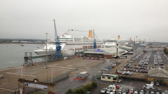 Cruise liners in line