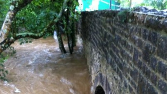 Flooded Yealmpton bridge