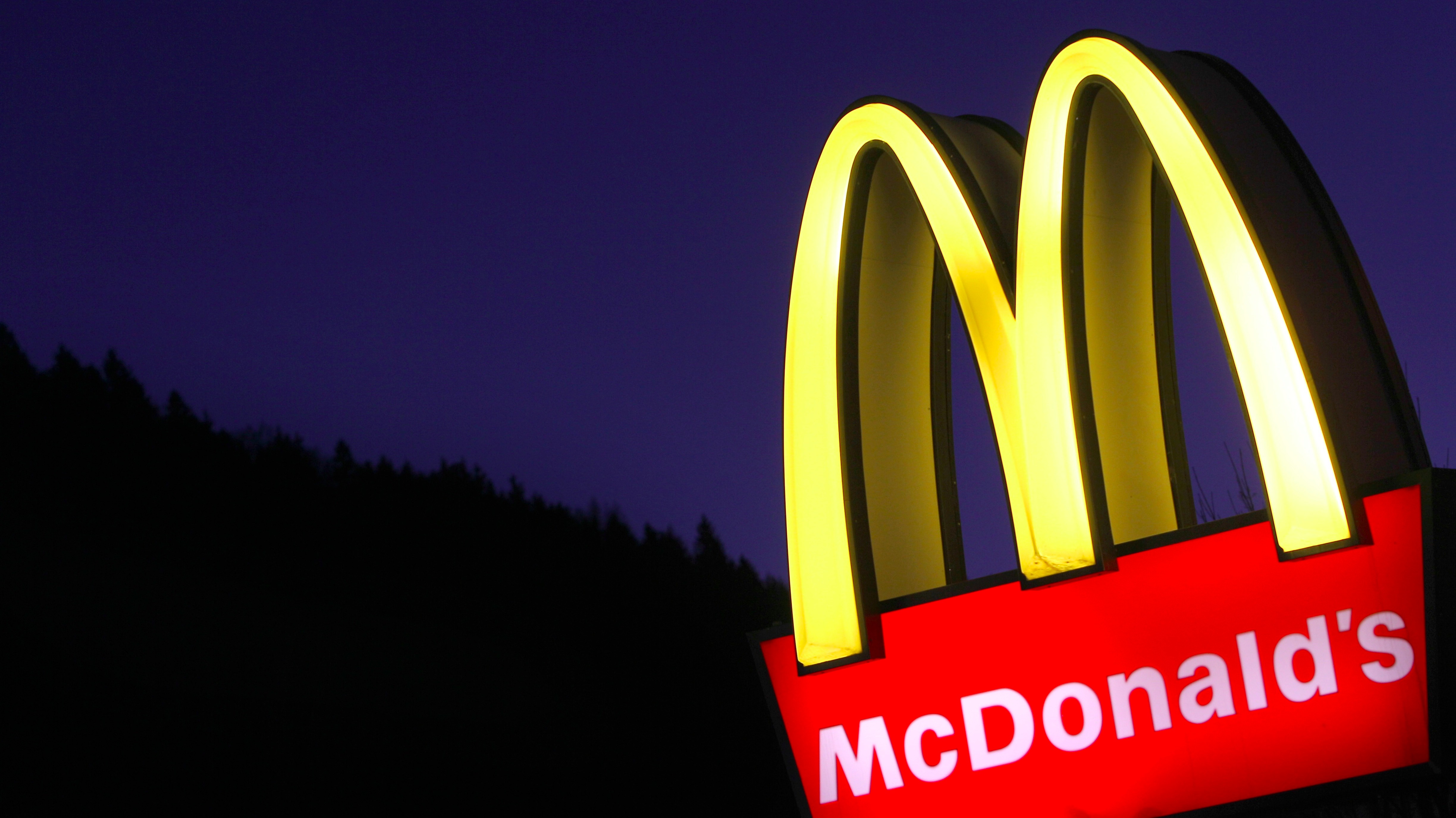 Childs hair snipped while waiting for McDonalds Tyne Tees - ITV ...