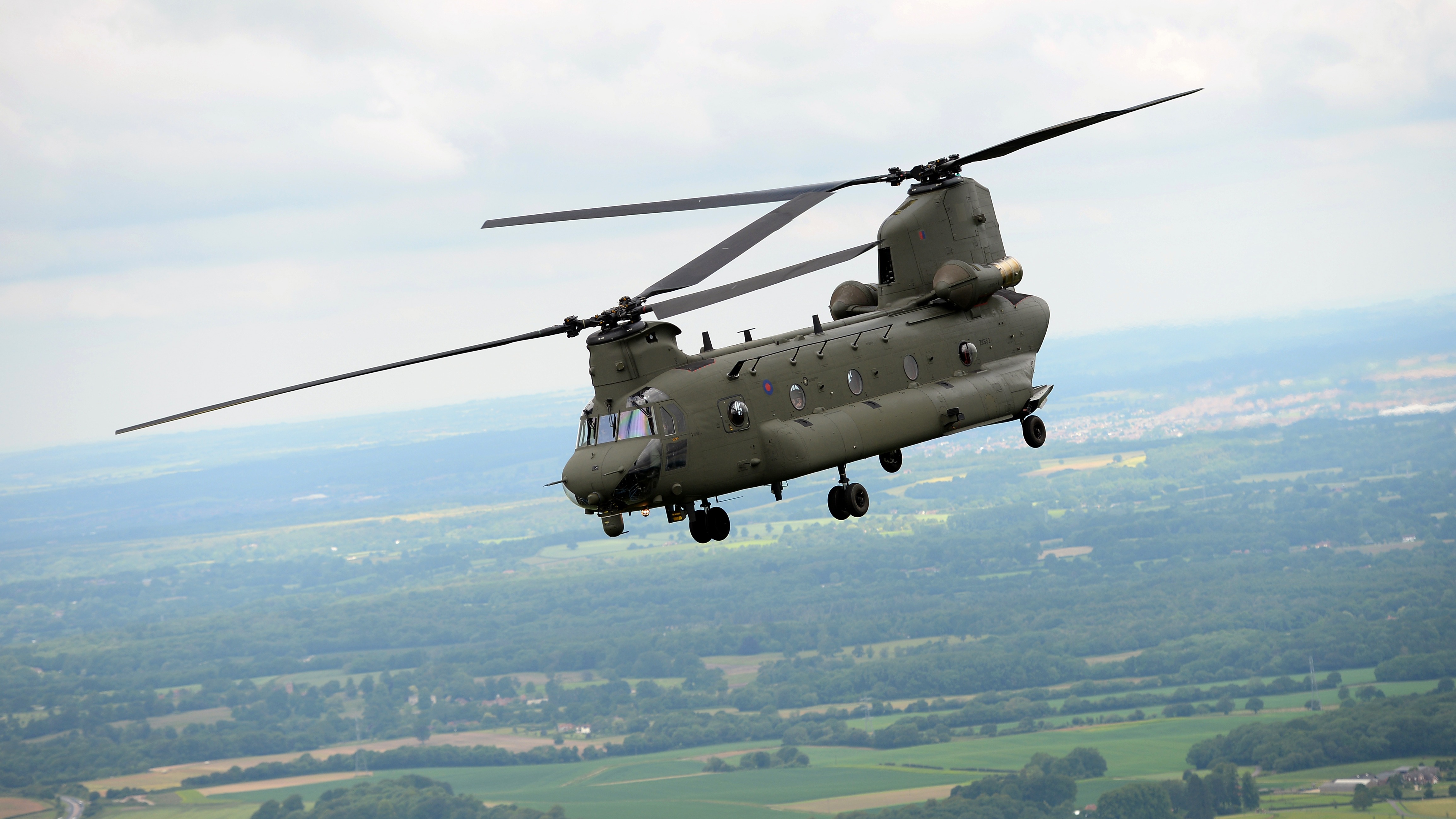 £420m deal to service RAF Chinook choppers signed ITV News