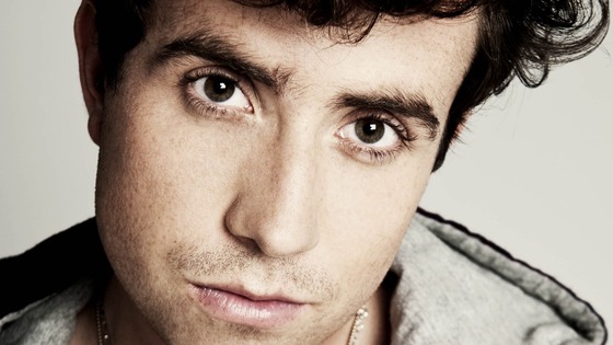Nick Grimshaw is to replace Chris Moyles presenting the Radio 1 breakfast show.