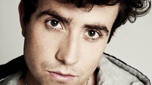Nick Grimshaw is to replace Chris Moyles presenting the Radio 1 breakfast show.