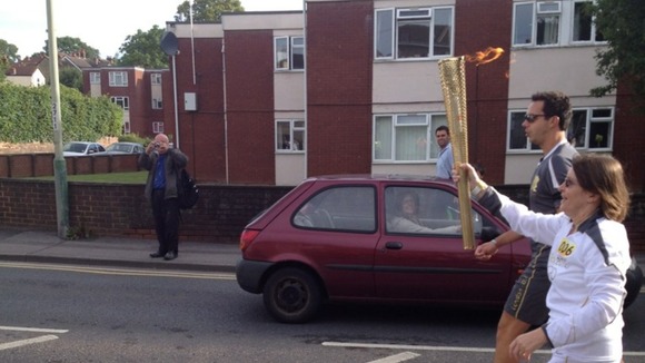 Torch relay in Salisbury