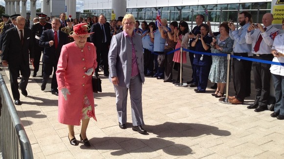 The Queen arrives at the QE hospital