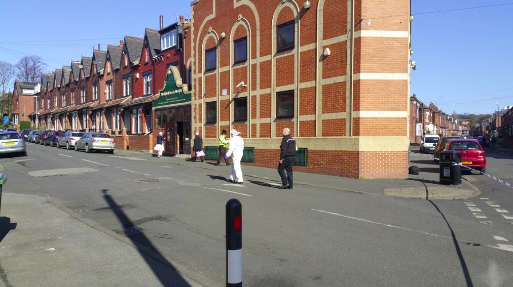 Murder investigation begins after 'targeted' shooting in Leeds