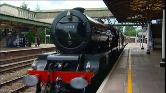 The Princess Elizabeth locomotive pulling into Hereford station