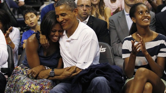 Barack and Michelle Obama on Kiss Cam