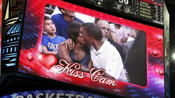 Barack and Michelle Obama on Kiss Cam