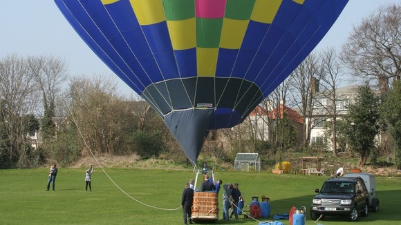 Hot air balloon