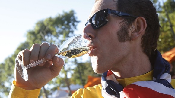 Bradley Wiggins wins Tour 