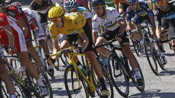 Bradley Wiggins wins Tour 