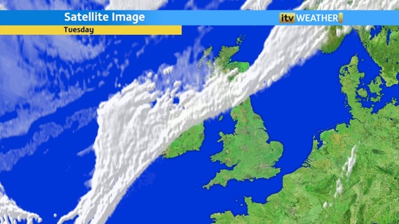 Latest satellite image shows clear skies across the Midlands