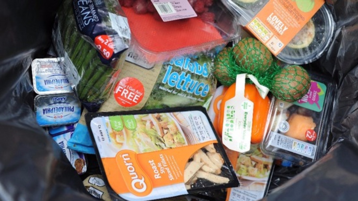 Tesco to give unsold food to charities rather than throw away ITV News