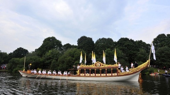 Royal rowbarge Gloriana