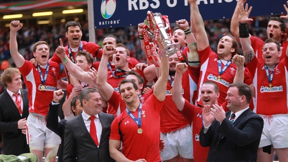 The Wales team with the Grand Slam trophy